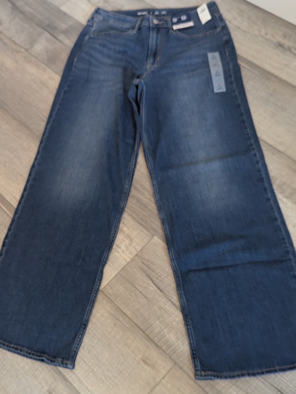 NWT Old Navy High-Waisted Wow Wide-Leg Jeans —Size 8
